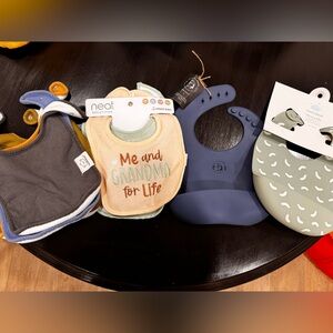New Baby bibs